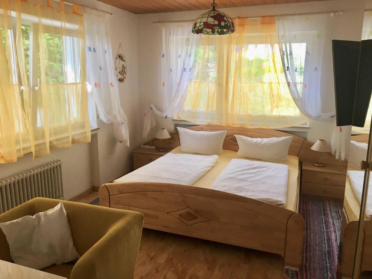מיירסבורג Gaestehaus Am Lindenweg מראה חיצוני תמונה