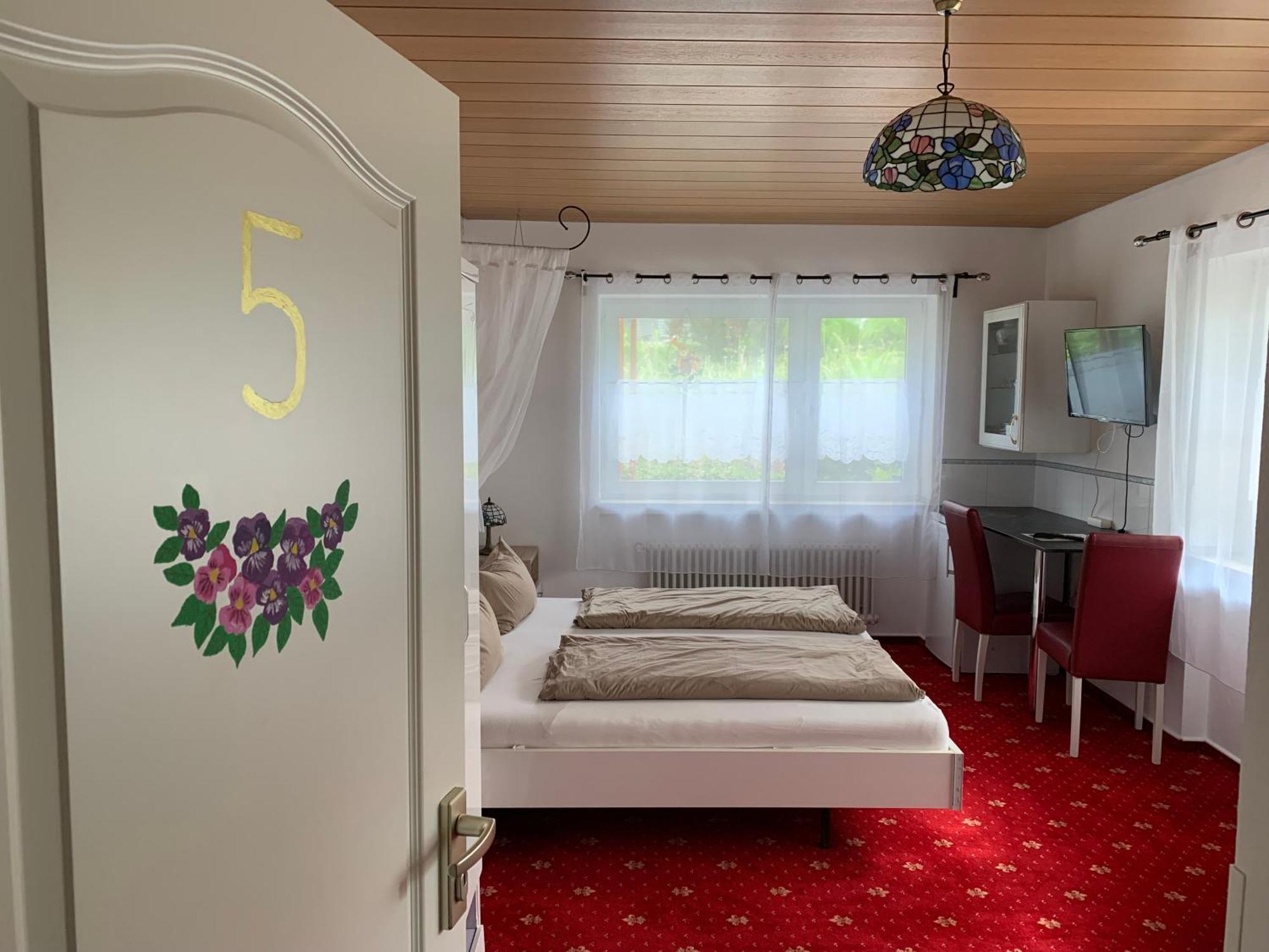 מיירסבורג Gaestehaus Am Lindenweg מראה חיצוני תמונה
