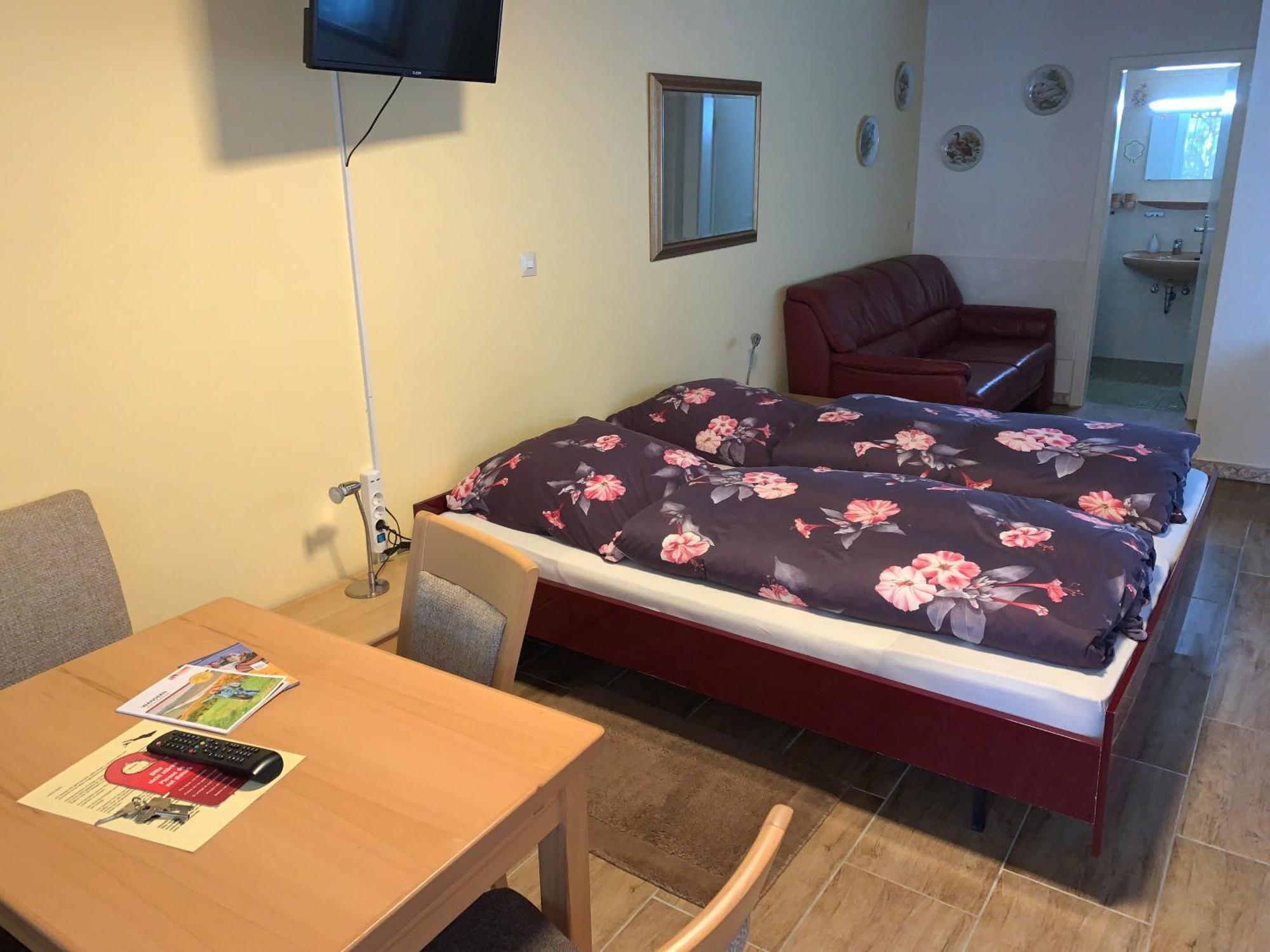 מיירסבורג Gaestehaus Am Lindenweg מראה חיצוני תמונה
